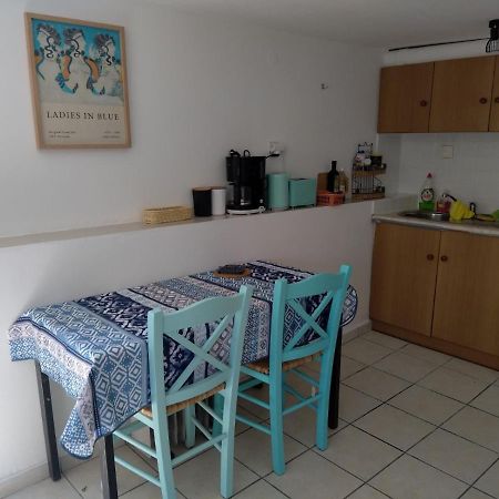 Artemis Ermoupoli Centre Appartement Pour Petit Budget Backpackers Kültér fotó